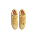 Dunk ISO Saturn Gold - Image 2