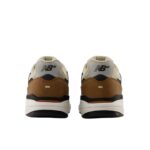 NM933 Reynolds Sea Salt - Image 6